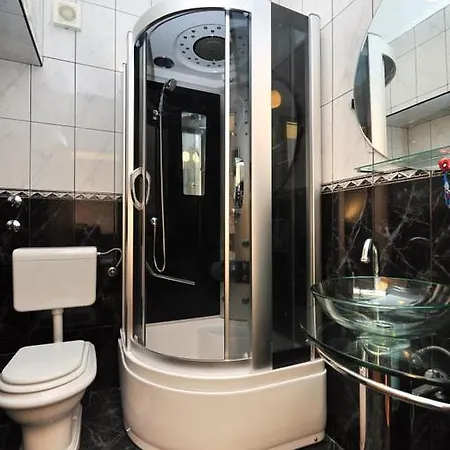 Apartment Luxury Cream