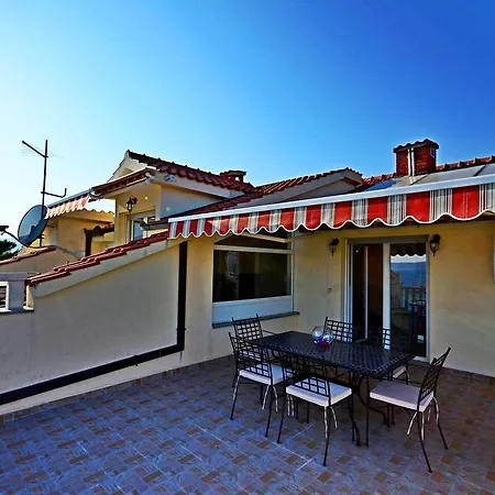 Luxury Cream Kaštela