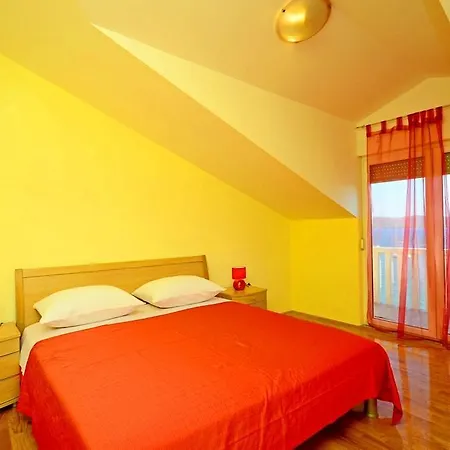 Luxury Cream Apartment
