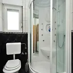 Apartment Luxury Cream *