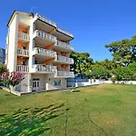 Luxury Cream Apartment