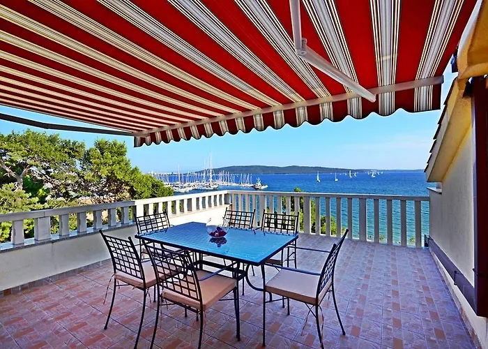 Apartamento Luxury Cream Kaštela